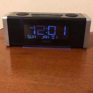 HMDX Radio/Alarm Clock